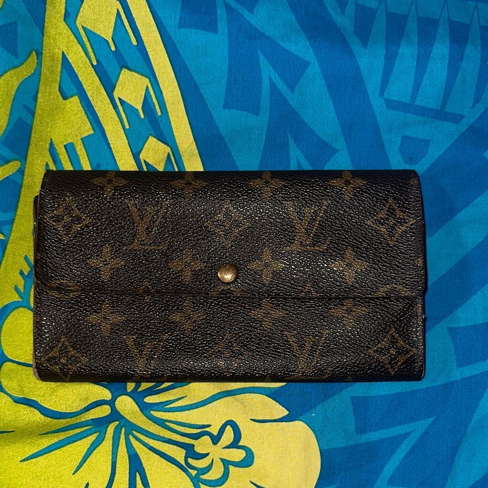 Auth Vintage Louis Vuitton Black and Brown Monogram Wallet